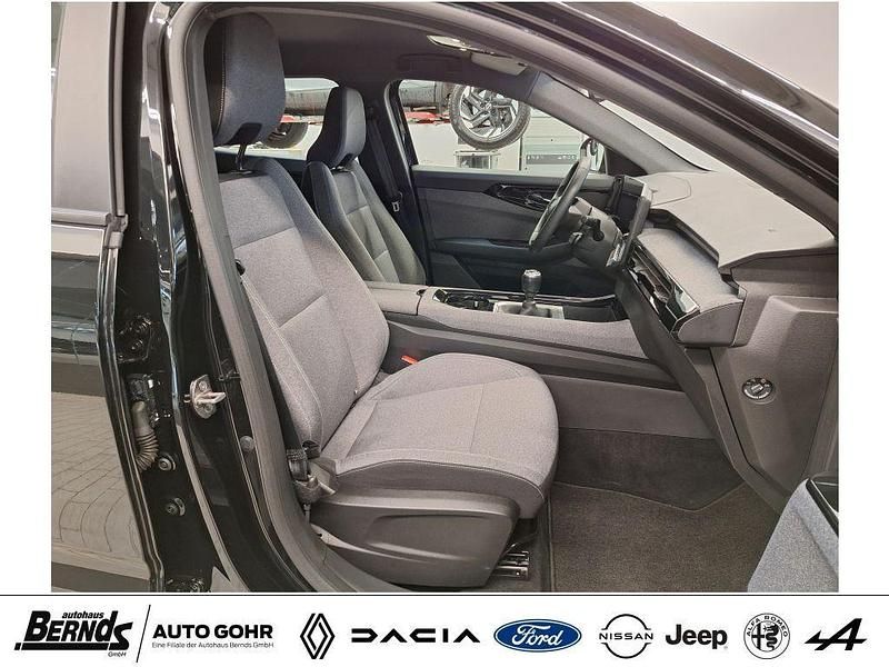 Gebraucht Renault Austral Equilibre 140 PS (102 kW) 2023 Blackpearlschwarz met. (gne) SUV