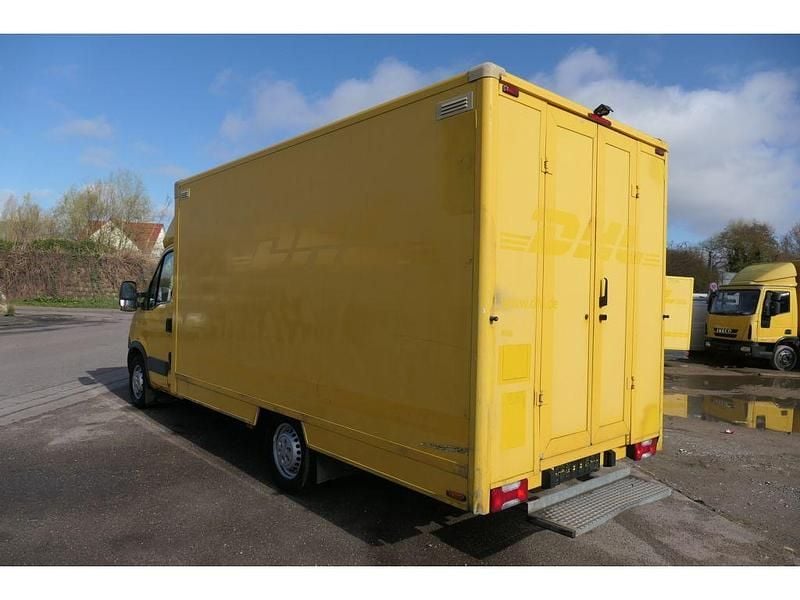 Gebraucht Iveco Daily 106 PS (77 kW) 2013 Gelb Van