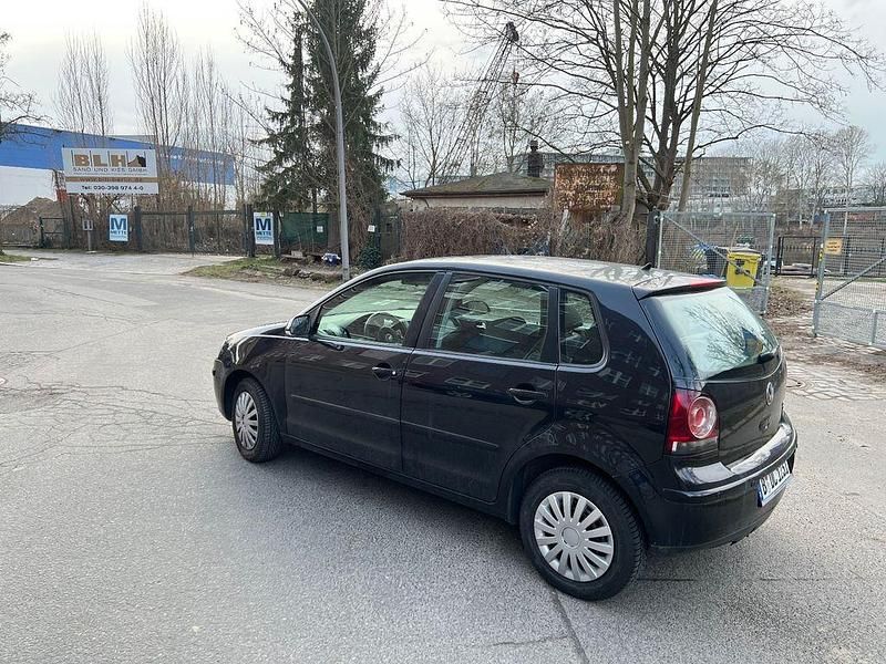 Gebraucht VW Polo 80 PS (58 kW) 2005 Schwarz Kleinwagen