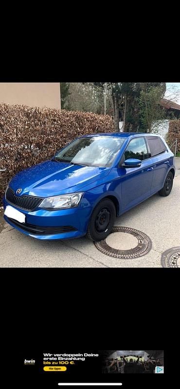 Gebraucht Skoda Fabia 90 PS (66 kW) 2016 Blau Kleinwagen