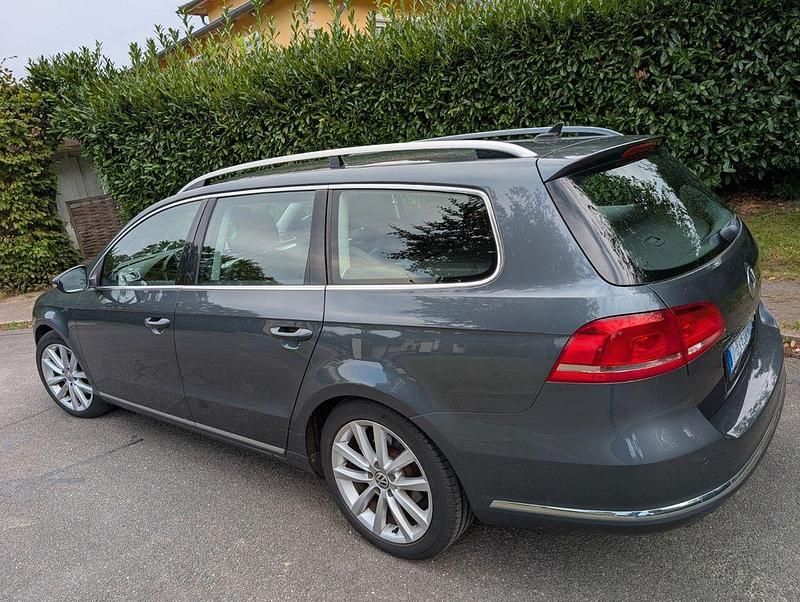 Gebraucht VW Passat Highline 177 PS (130 kW) 2014 Grau Kombi