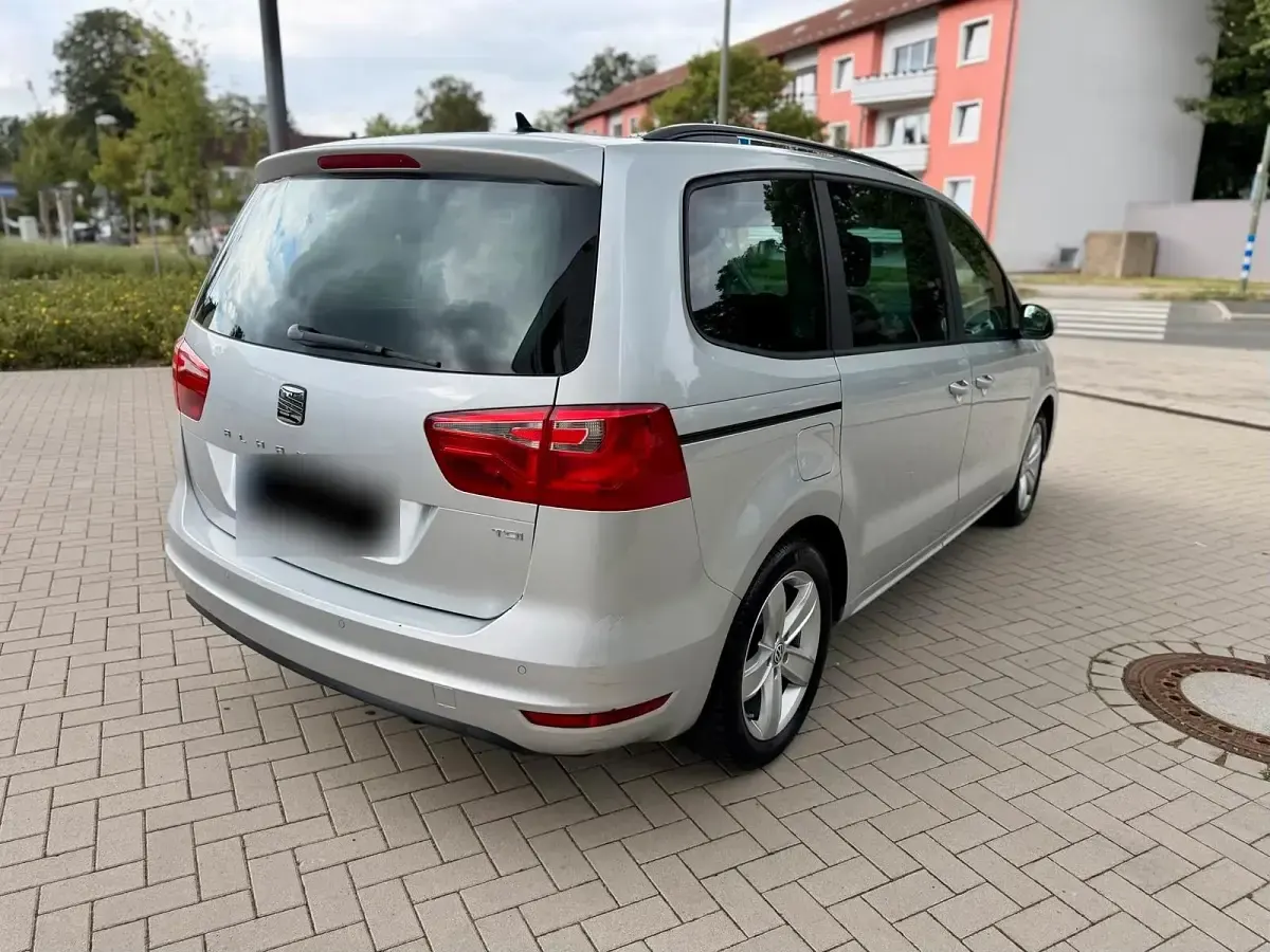 Gebraucht Seat Alhambra 177 PS (130 kW) 2014 Silber Van / Kleinbus