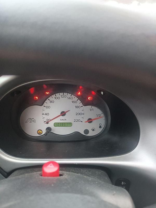 Gebraucht Ford Ka Fun X 60 PS (44 kW) 2006 Rot Kleinwagen