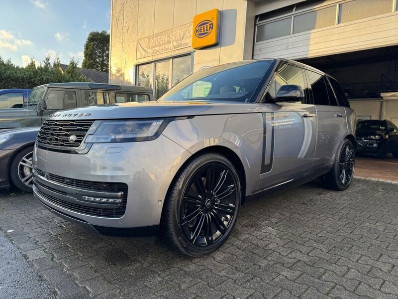 Eiger grey Gebraucht 2024 Land Rover Range Rover HSE SUV | 139.950 € - Bild 1/4