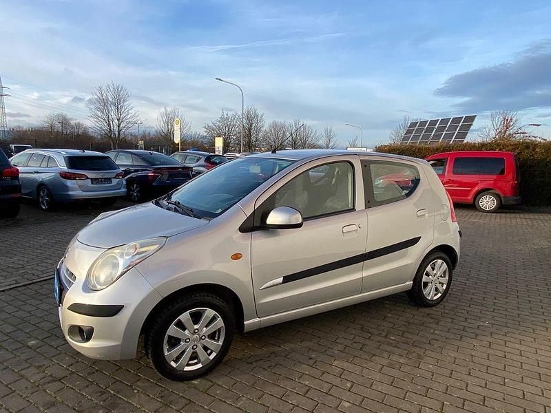Gebraucht Suzuki Alto Comfort 68 PS (50 kW) 2011 Silber Kleinwagen