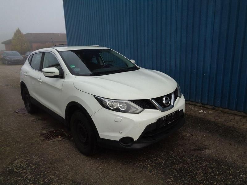 Gebraucht Nissan Qashqai 116 PS (85 kW) 2016 Weiß SUV