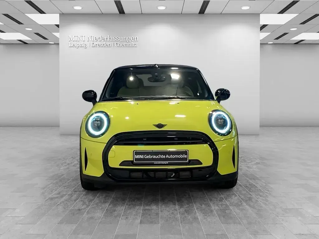 Gebraucht Mini Cooper Cabriolet 136 PS (100 kW) 2022 Gelb Cabrio