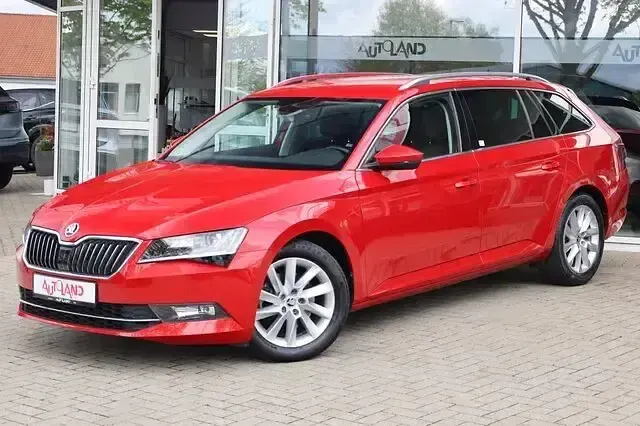 Gebraucht Skoda Superb 150 PS (110 kW) 2020 Rot Kombi