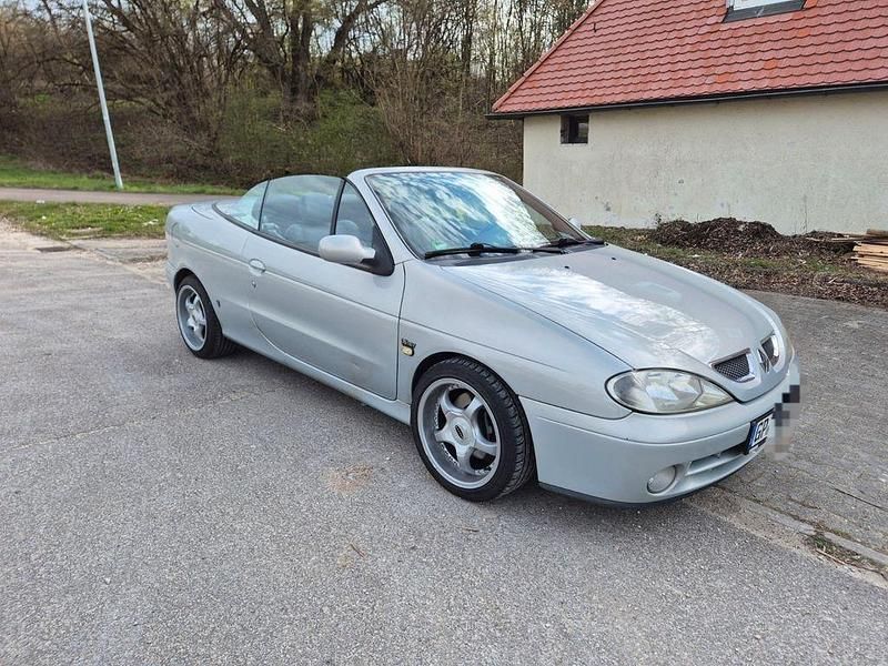 Gebraucht Renault Mégane Cabriolet Expression 107 PS (78 kW) 2001 Grün Cabrio