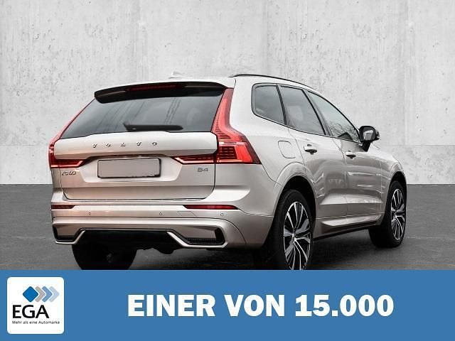 Gebraucht Volvo XC60 Plus 197 PS (144 kW) 2023 Metallic SUV