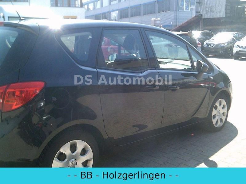 Gebraucht Opel Meriva Edition 110 PS (80 kW) 2012 Van / Kleinbus
