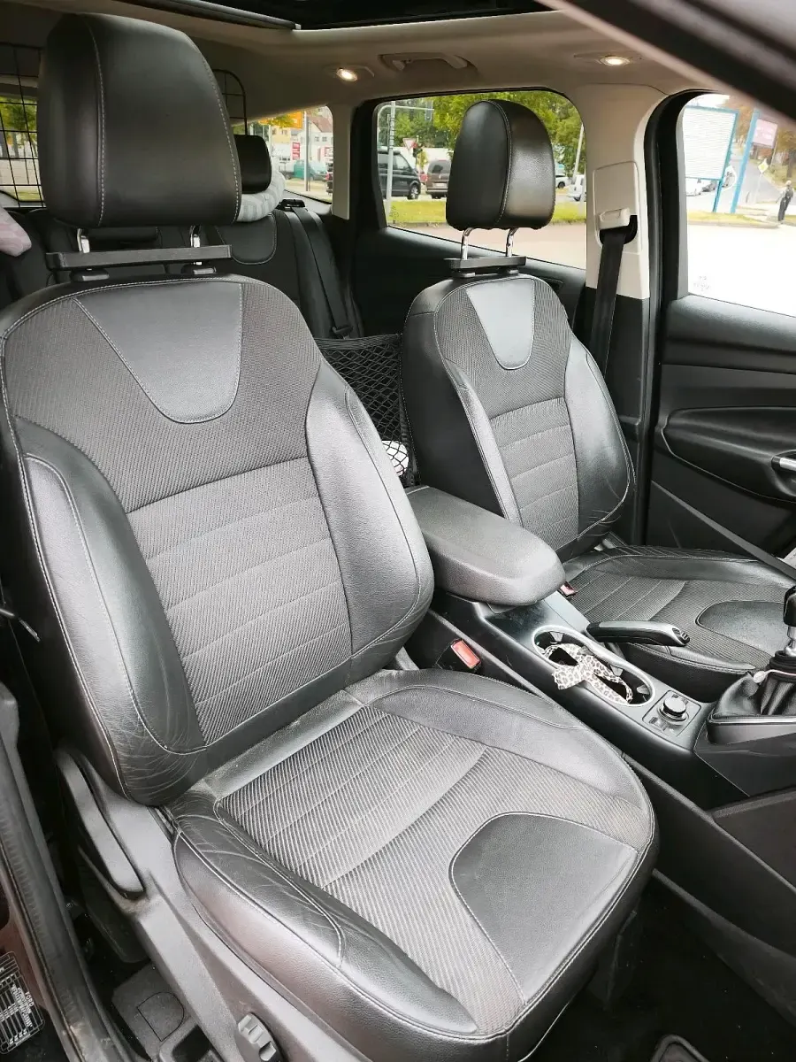 Gebraucht Ford Kuga Titanium 150 PS (110 kW) 2015 Schwarz SUV