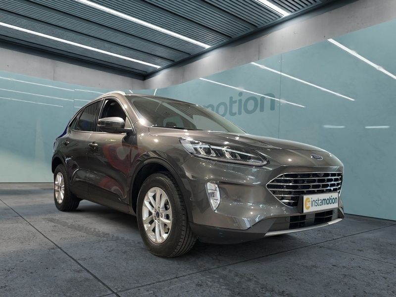 Grau Gebraucht 2023 Ford Kuga Titanium SUV | 40.190 € - Bild 1/4