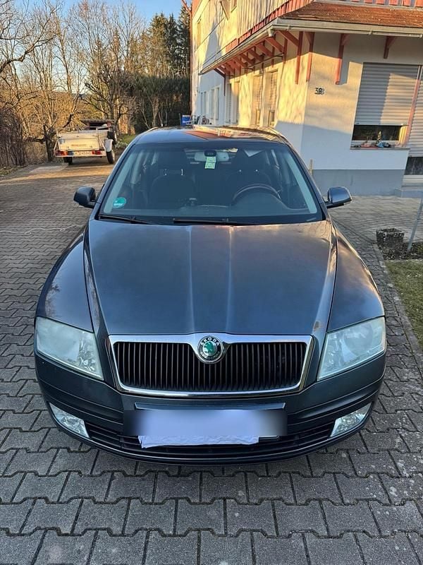 Blau Gebraucht 2007 Skoda Octavia Limousine | 1.400 € (Superpreis) - Bild 1/4