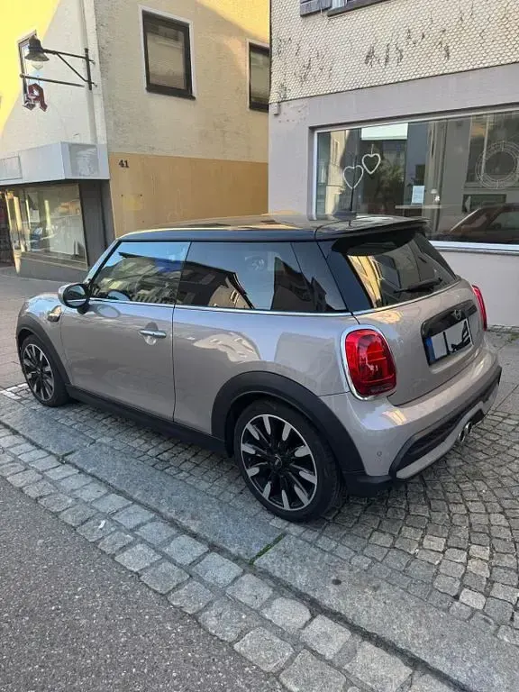 Gebraucht Mini Cooper S 178 PS (130 kW) 2023 Grau Kleinwagen