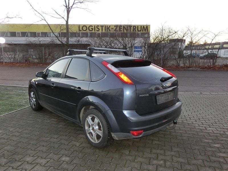 Gebraucht Ford Focus Ambiente 90 PS (66 kW) 2007 Schwarz Limousine