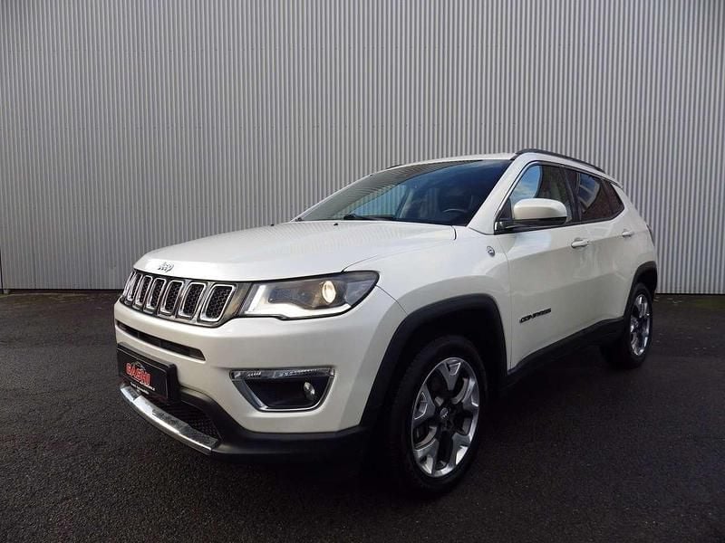 Weiß Gebraucht 2017 Jeep Compass Longitude SUV | 15.850 € (Fairer Preis) - Bild 1/4