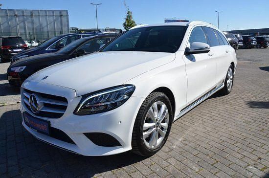 Weiß Gebraucht 2019 Mercedes C180 Avantgarde Limousine | 23.880 € (Guter Preis) - Bild 1/4