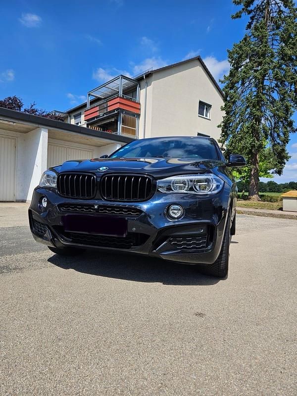 Blau Gebraucht 2016 BMW X6 M Sport SUV | 26.000 € (Superpreis) - Bild 1/4