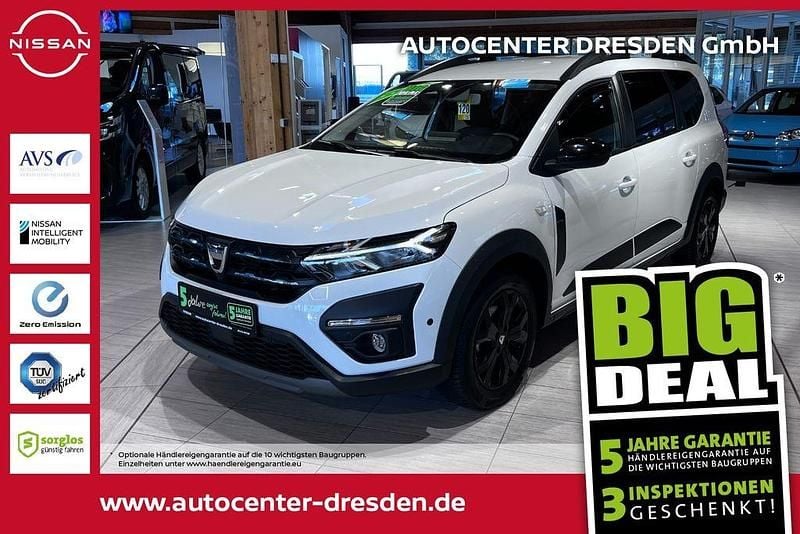 Weiß Gebraucht 2022 Dacia Jogger Extreme Van / Kleinbus | 17.190 € (Guter Preis) - Bild 1/4