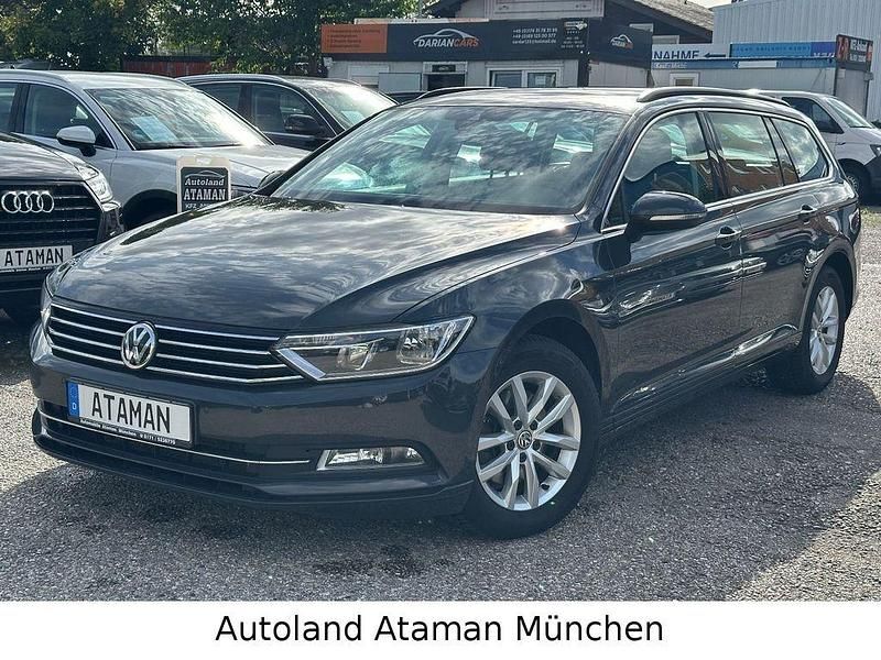 Grau Gebraucht 2019 VW Passat Comfortline Limousine | 15.990 € (Fairer Preis) - Bild 1/4