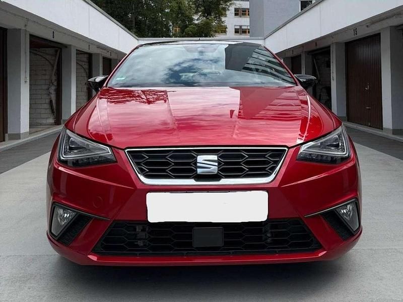 Rot Gebraucht 2022 Seat Ibiza FR Limousine | 14.999 € (Fairer Preis) - Bild 1/4