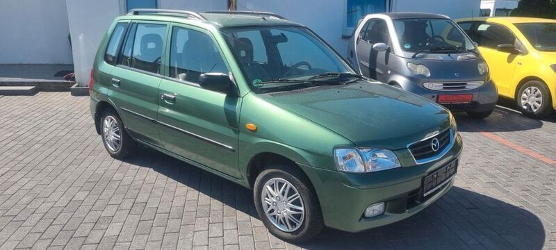 Grün Gebraucht 2000 Mazda Demio Exclusive Van / Kleinbus | 2.299 € (Teuer) - Bild 1/2