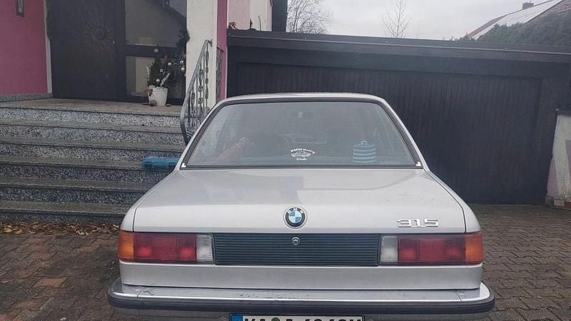 Gebraucht BMW 315 75 PS (55 kW) 1983 Grau Kleinwagen
