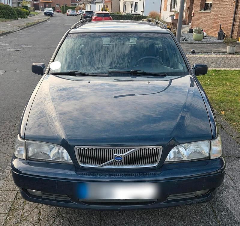 Blau Gebraucht 1999 Volvo V70 Kombi | 4.000 € - Bild 1/4