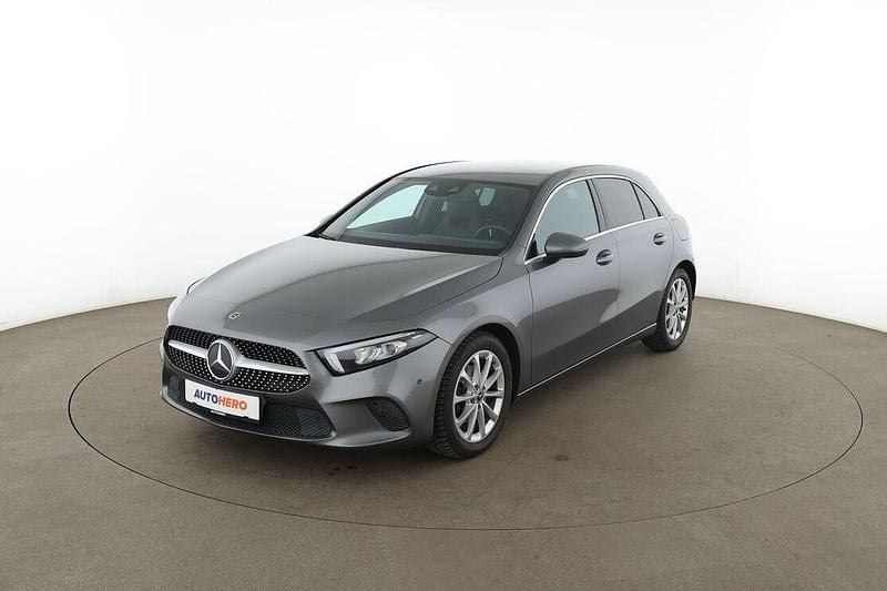 Gebraucht Mercedes A180 116 PS (85 kW) 2018 Limousine