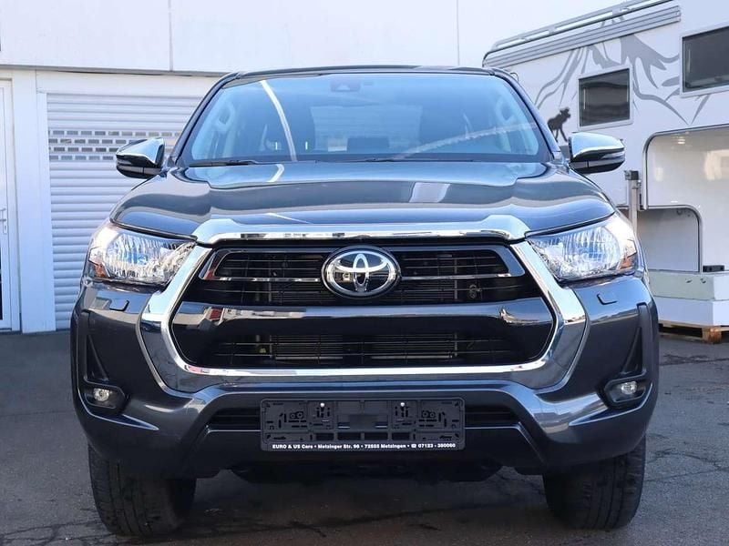 Neu Toyota HiLux 204 PS (150 kW) 2026 Grau Abholung
