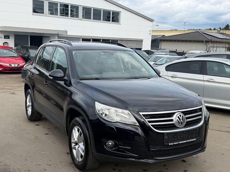 Gebraucht VW Tiguan Freestyle 122 PS (89 kW) 2011 Schwarz SUV