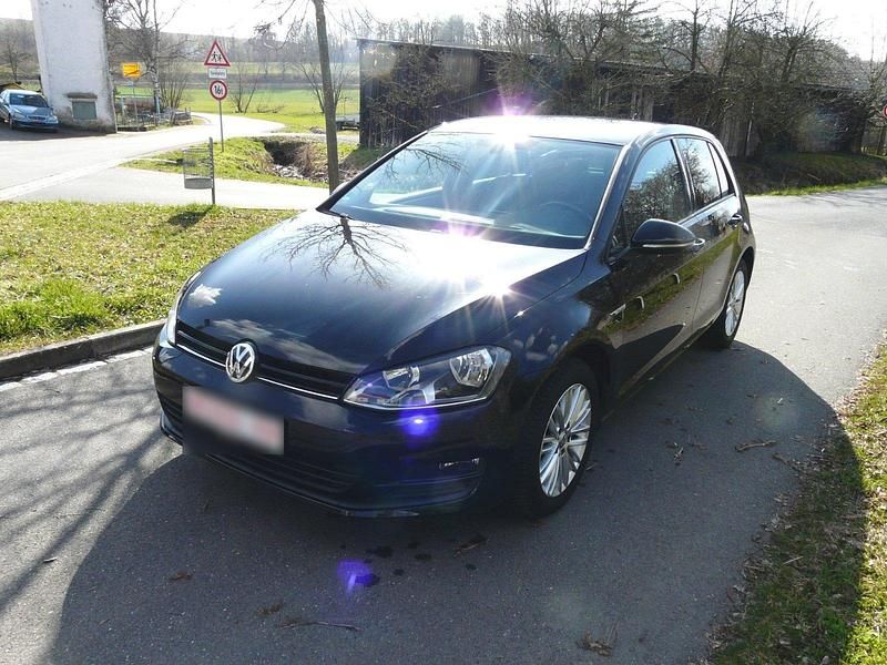 Gebraucht VW Golf VII 125 PS (91 kW) 2015 Schwarz Kleinwagen