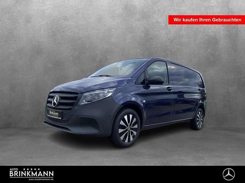 Sodalithblau met. Gebraucht 2024 Mercedes Vito Van / Kleinbus | 43.490 € - Bild 1/4