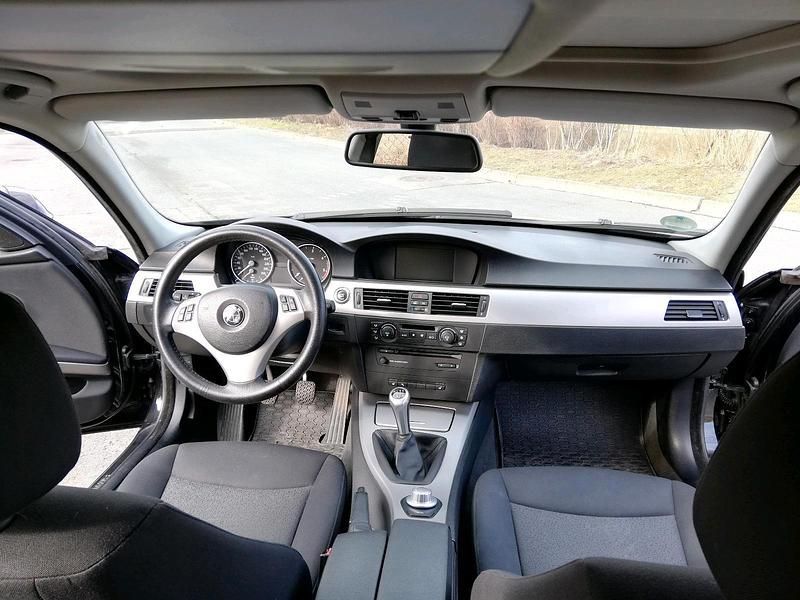 Używany BMW 320 163 KM (119 kW) 2005 Czarny Sedan/Limuzyna