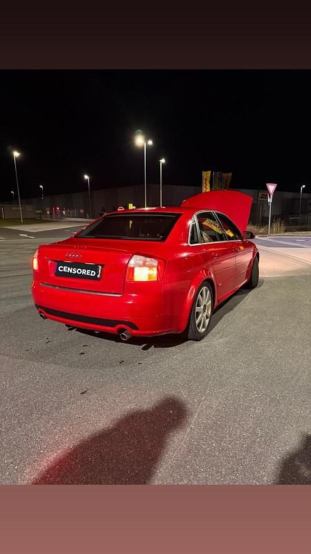 Gebraucht Audi A4 220 PS (161 kW) 2006 Rot Limousine