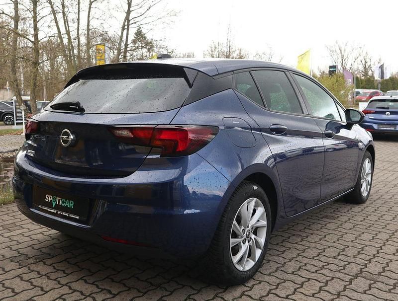 Gebraucht Opel Astra Edition 131 PS (96 kW) 2021 Blau Limousine