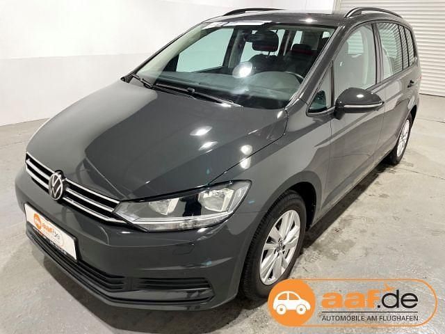 Uranograu/cinza urano Gebraucht 2022 VW Touran Comfortline Van / Kleinbus | 24.950 € (Guter Preis) - Bild 1/4