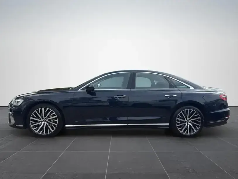 Gebraucht Audi A8 Ambiente 286 PS (210 kW) 2022 Firmamentblau Limousine