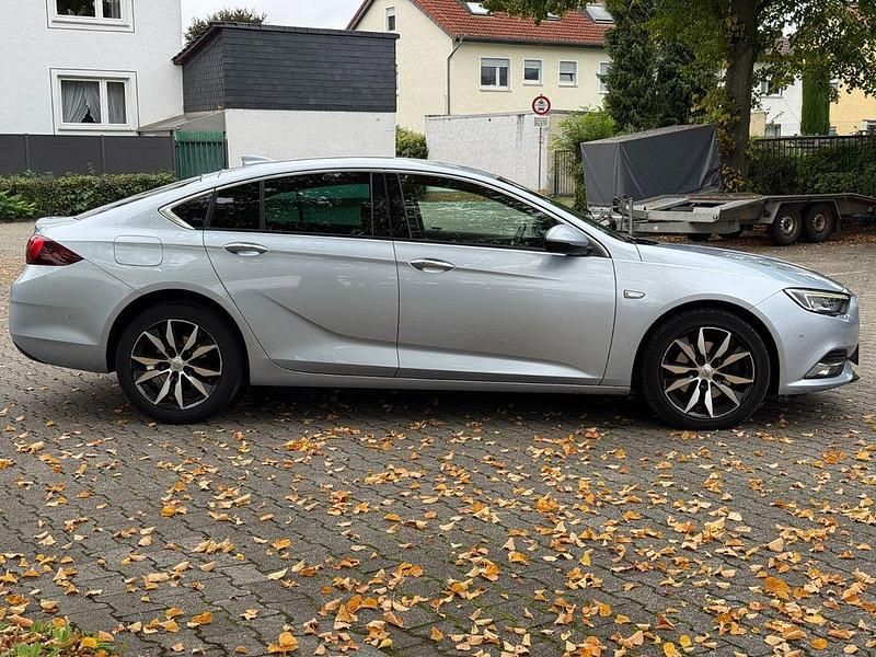 Gebraucht Opel Insignia Innovation 170 PS (125 kW) 2017 Blau Limousine