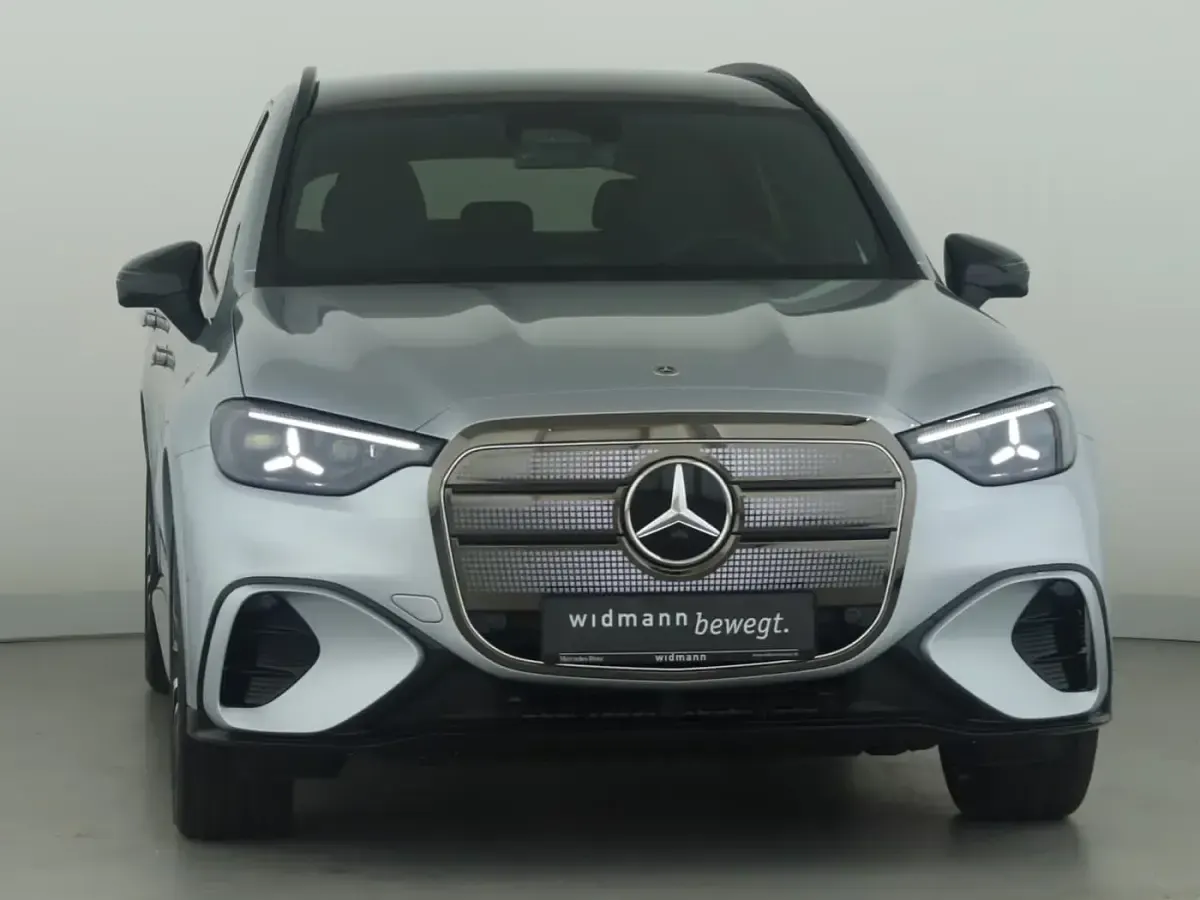Gebraucht Mercedes GLC400 EQ 359 kW (489 PS) 2026 Metalliclack hightechsilber SUV