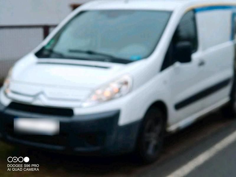 Second-hand Citroën Jumpy 90 CP (66 kW) 2007 Alb Monovolum