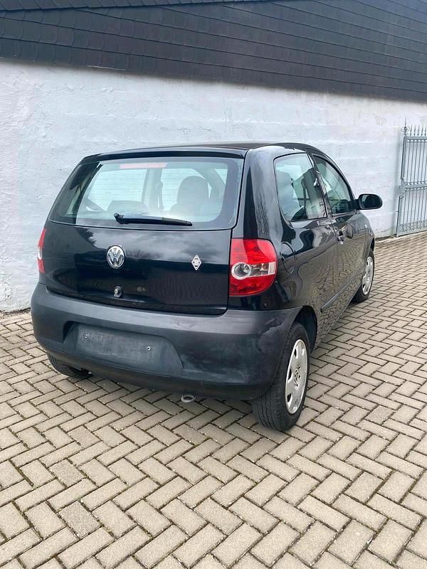 Second-hand VW Fox 55 CP (40 kW) 2007 Negru Hatchback