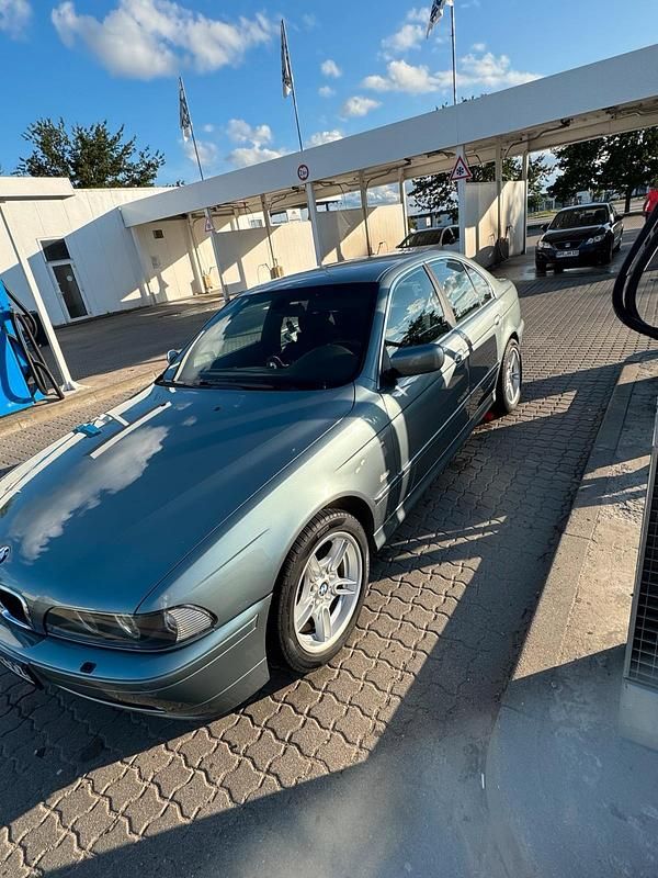 Gebraucht 2001 BMW 520 Limousine | 3.900 € (Fairer Preis) - Bild 1/4