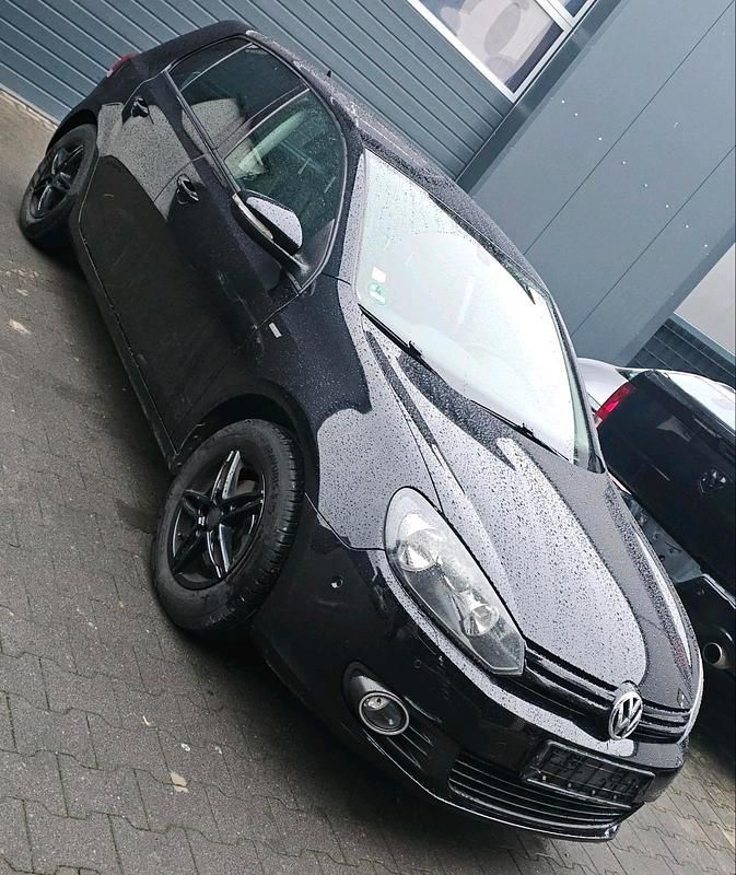 Schwarz Gebraucht 2012 VW Golf VI Match Limousine | 3.590 € (Superpreis) - Bild 1/4