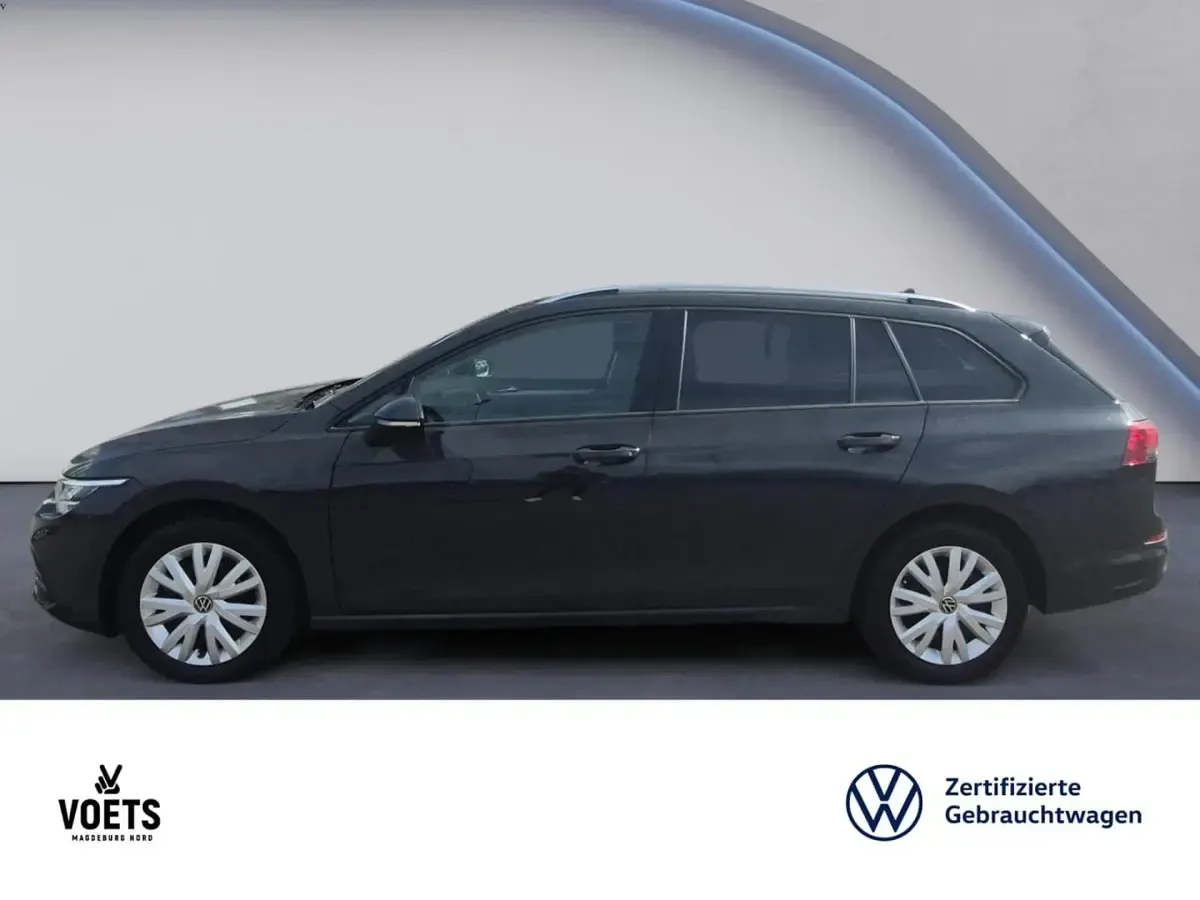 Gebraucht VW Golf VIII Life 150 PS (110 kW) 2024 Grau Kombi