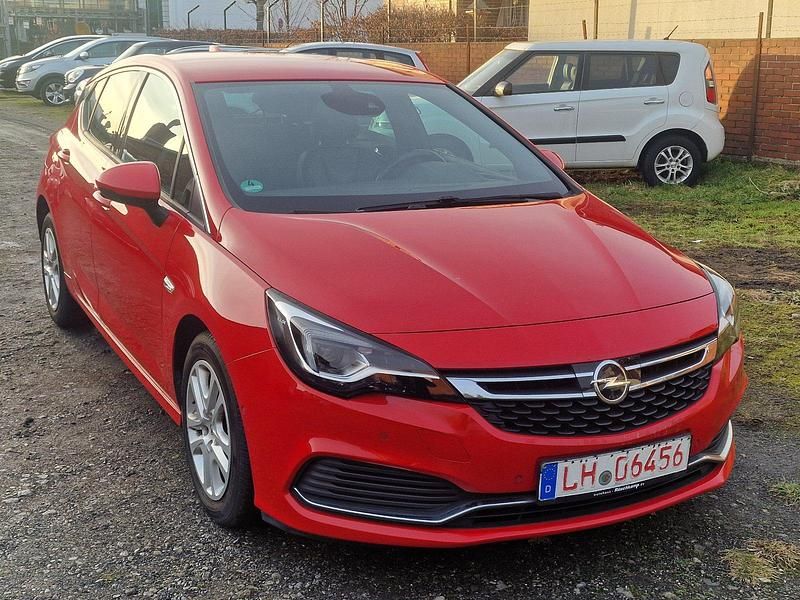 Gebraucht Opel Astra Innovation 150 PS (110 kW) 2018 Rot Limousine