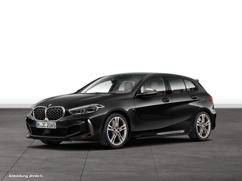 Gebraucht 2024 BMW M135 Comfort Edition Kleinwagen | 41.616 € (Fairer Preis) - Bild 1/4