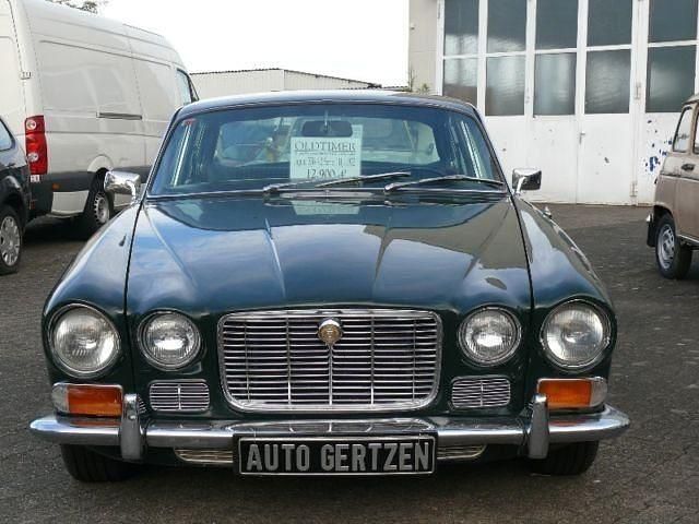 Gebraucht Jaguar XJ6 186 PS (136 kW) 1972 Grün Limousine