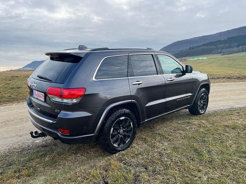 Gebraucht Jeep Grand Cherokee Overland 250 PS (183 kW) 2020 Grau SUV